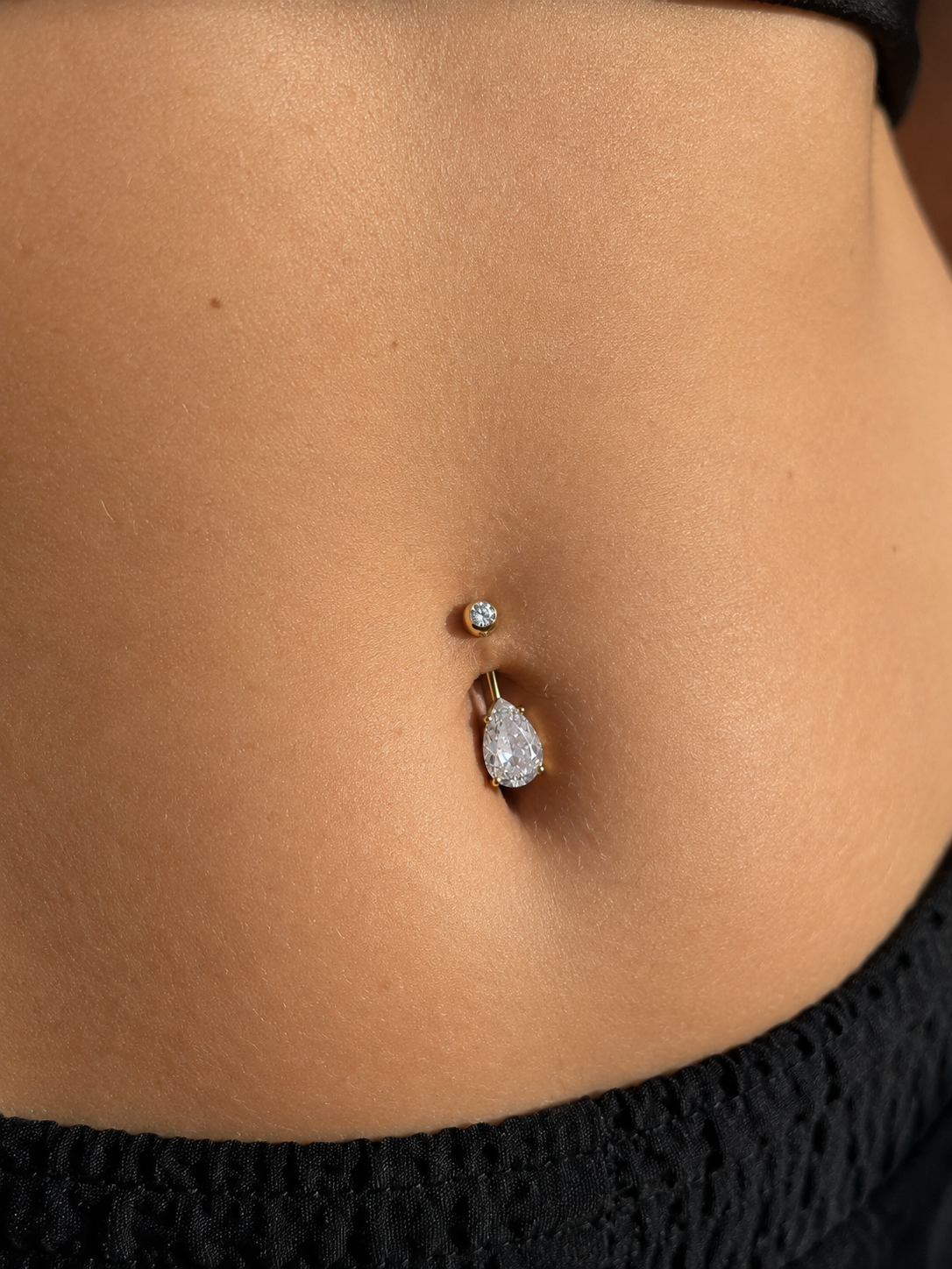 piercing ombelico a goccia